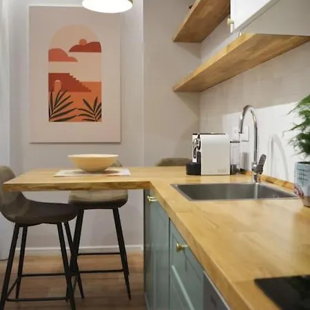 Cloud Apartment