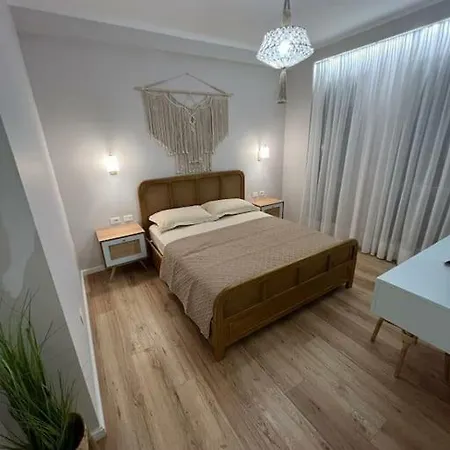 Cloud Apartment